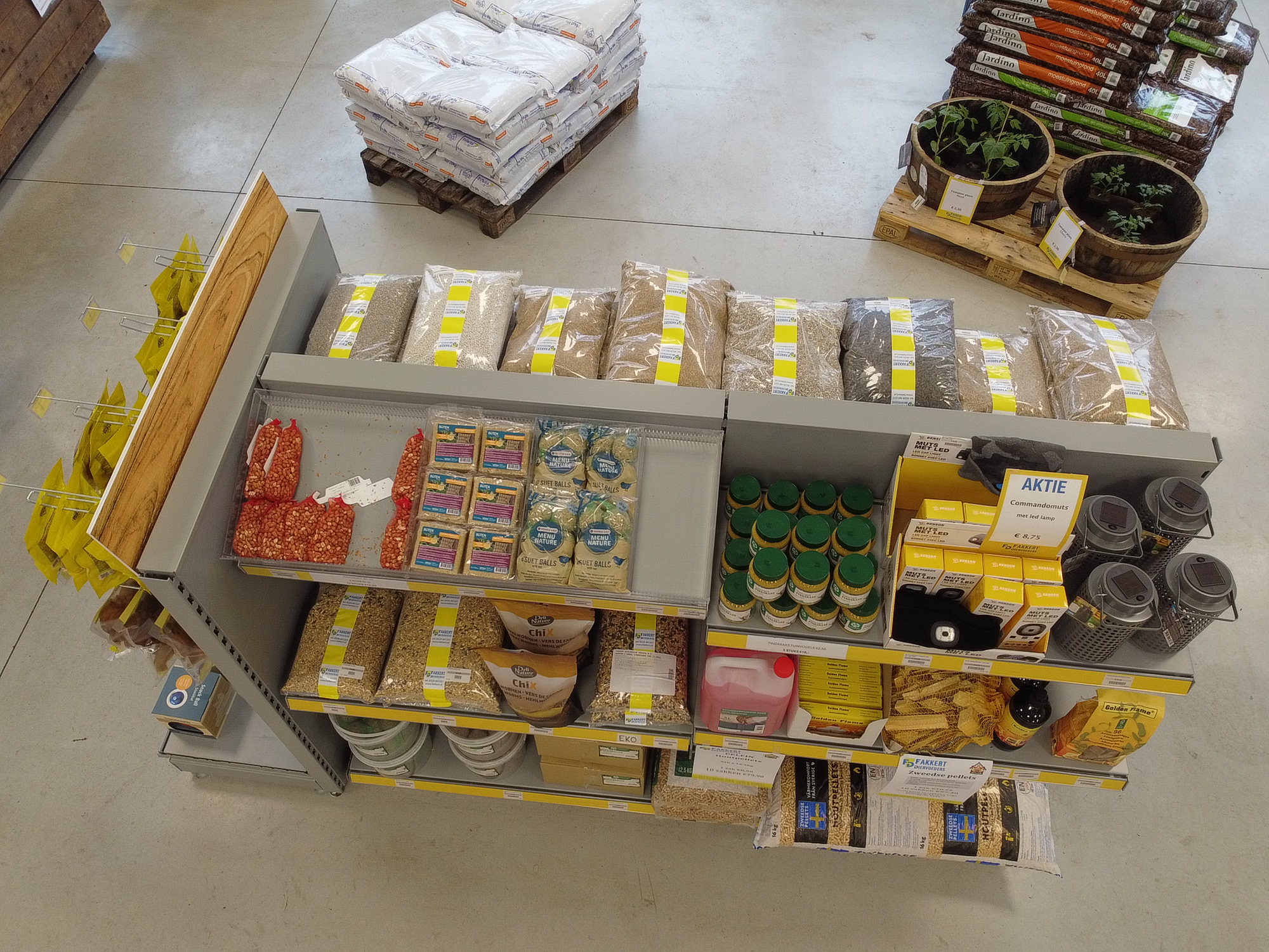 Fakkert Winkel vogelvoer